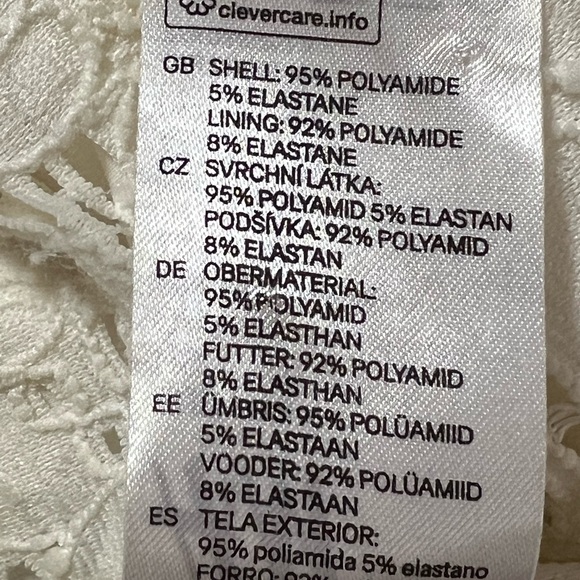 H&M sexy ivory lace halter bodysuit with plunge neckline size 10 - Picture 8 of 8